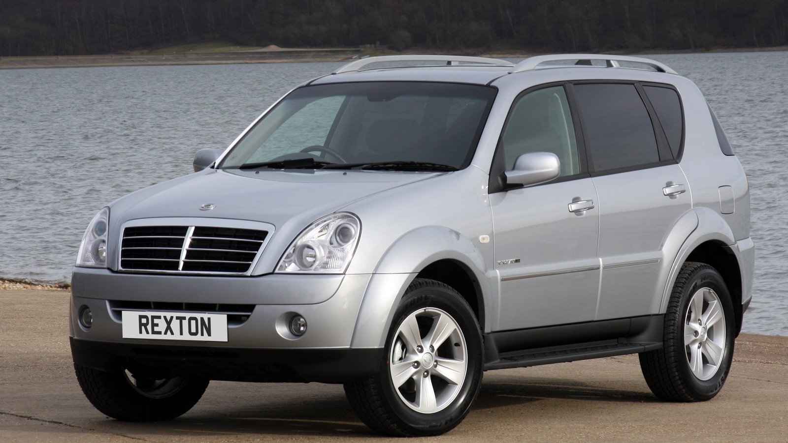 Капот ssangyong rexton 2