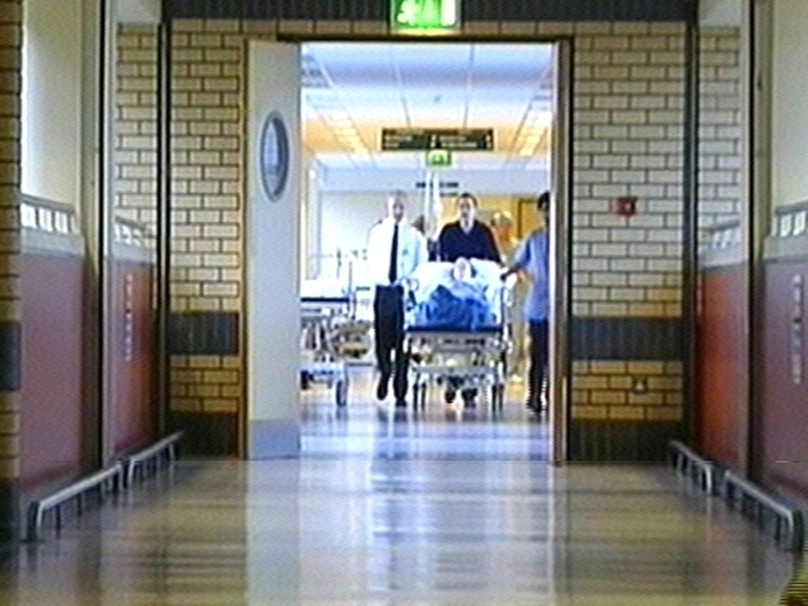 Almost 20 000 On Hospital Waiting Lists   0001de5a 1600 