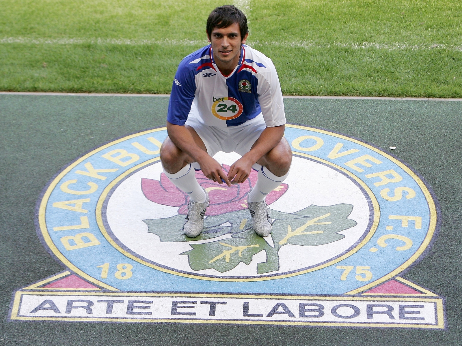 Blackburn reject Manchester City bid for Santa Cruz, Blackburn Rovers