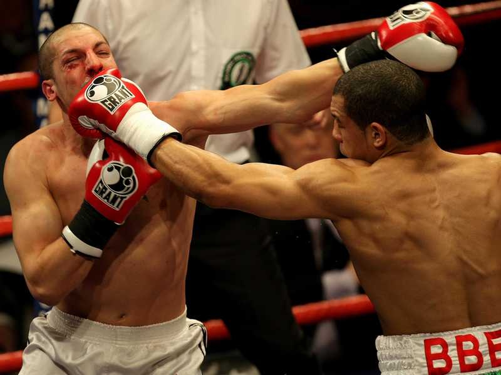 Sutherland sweeps to convincing stoppage