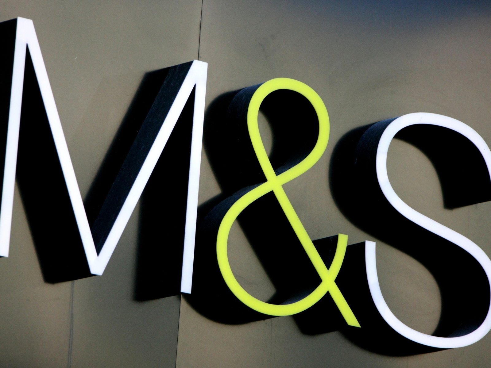 M&S to cut prices at Irish stores