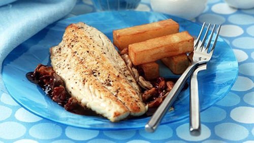 Hot Roast Seabass with Coconut, Chilli and Lime Salsa: The Afternoon Show