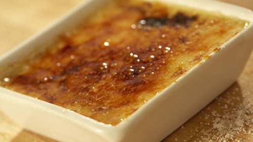 Crème Brûlée with Langues de Chat