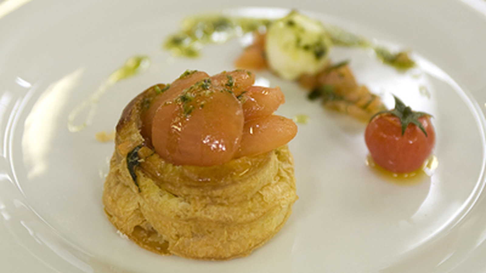 Puff pastry tartlet with buffalo mozzarella plum Tomatoes and