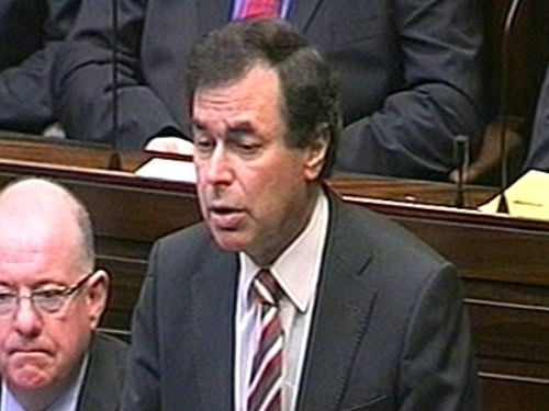 Alan Shatter - Asked if agency would be accountable to Oireachtas