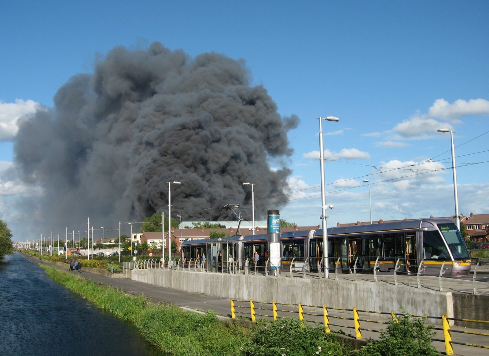 Major fire damages Dublin factory