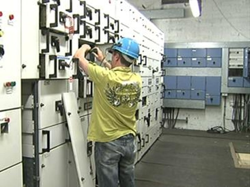 Investigation Into Electricians' Strike