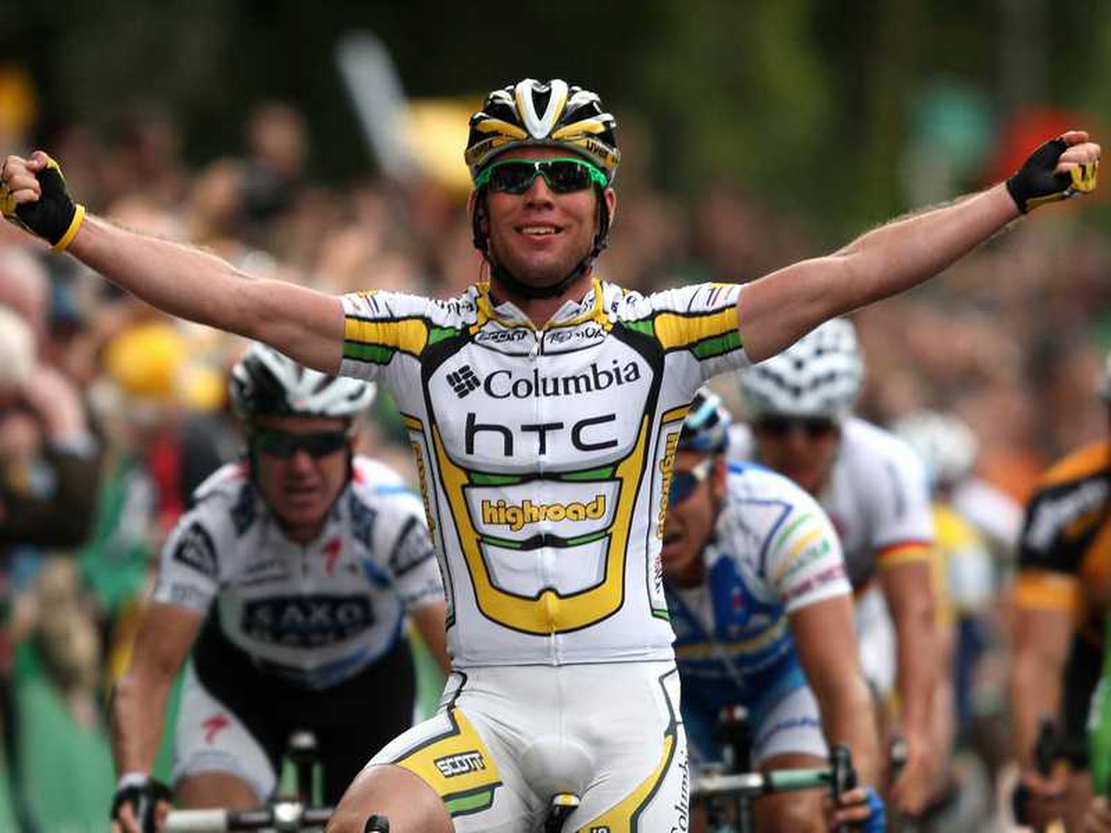 Cavendish sprints to yet another Tour win