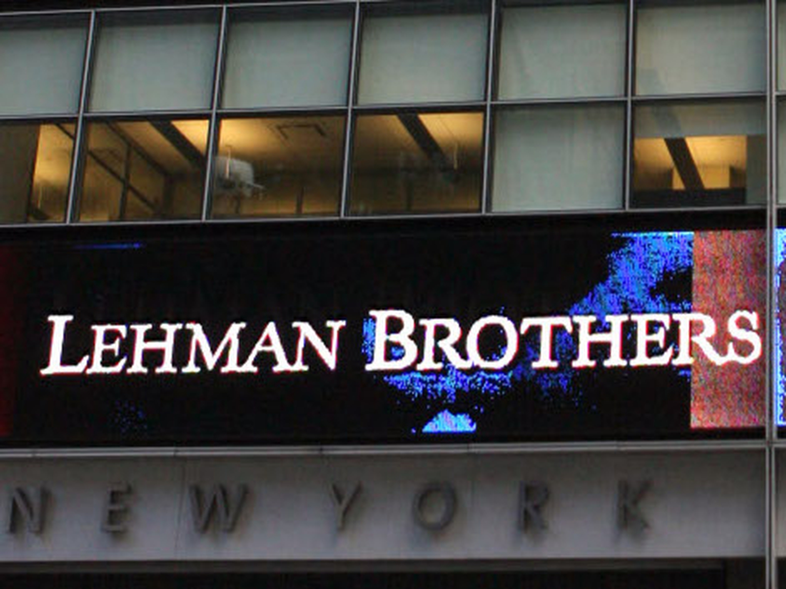Management, banks blamed for Lehman fall