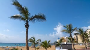 Mass tourism sparks backlash on Canary Islands