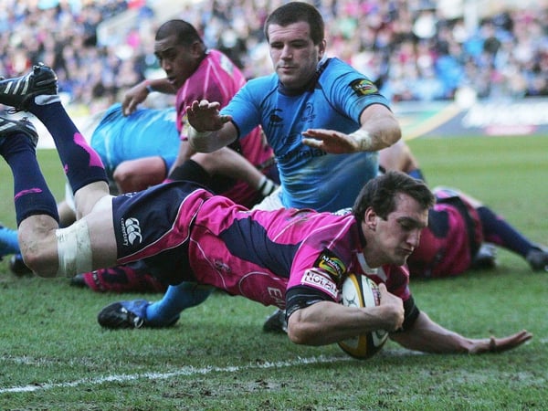 Cardiff's Sam Warburton touches down