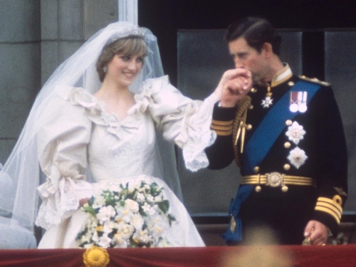 Slice of cake from Charles and Diana's wedding for sale