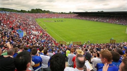 Plans to redevelop Páirc Uí Chaoimh as a 40,000 all-seater stadium have been criticised
