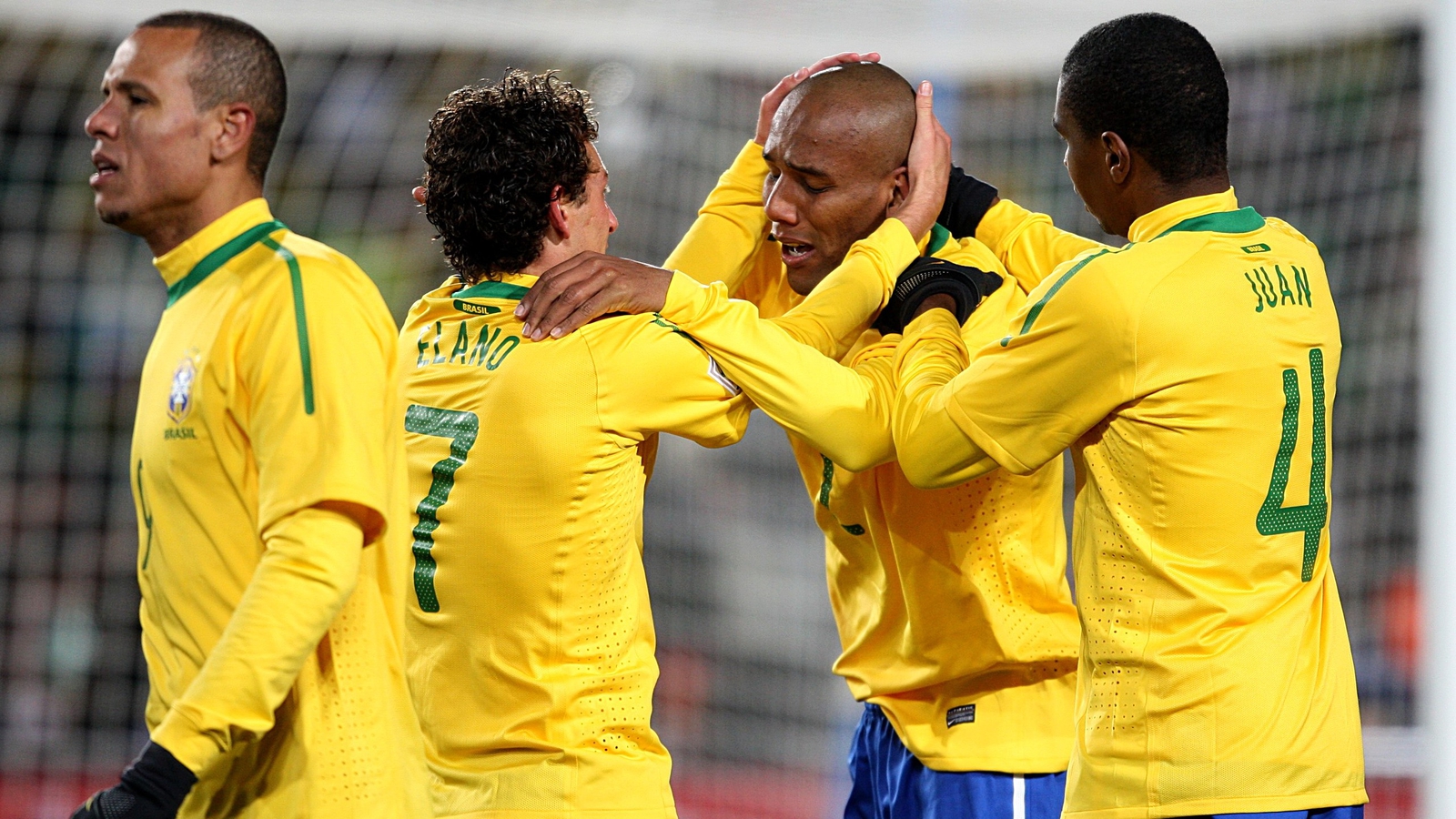 Robinho & Kaka Magical Show for Brazil In 2010 