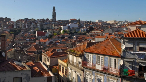 Portugal's unemployment rate drops to 16.4% from 17.7%