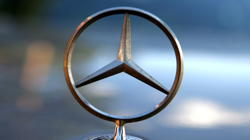 Daimler's Mercedes-Benz unit beat Audi by 28,474 cars in worldwide sales over the first nine months of 2015