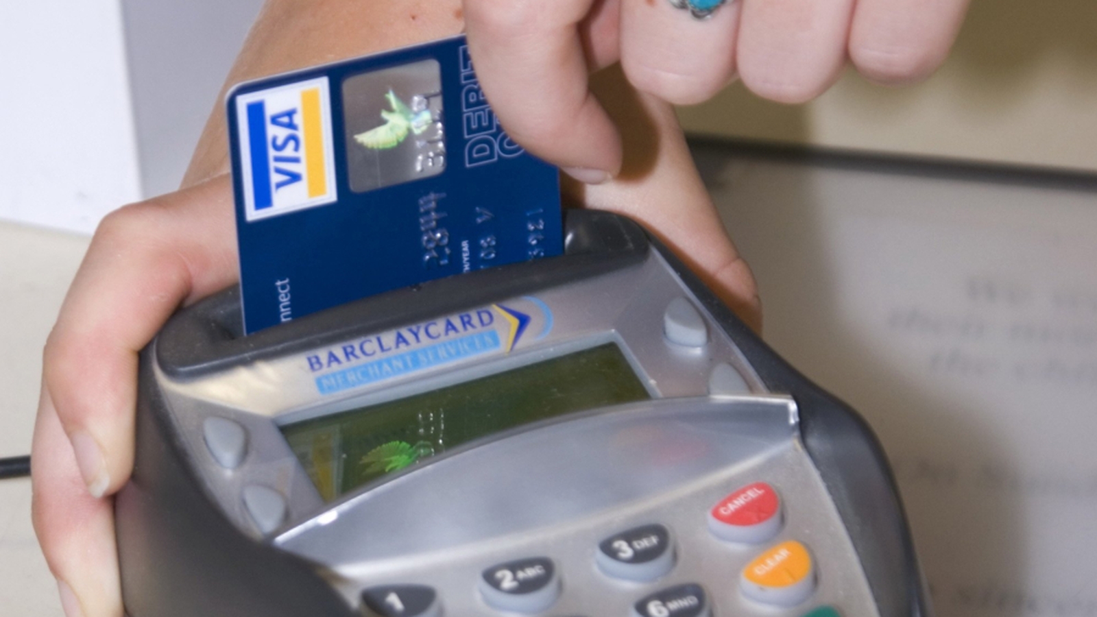 Average Irish credit card debt now €1,330