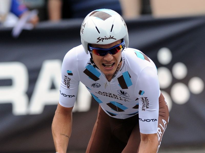 Roche signs new deal with AG2R