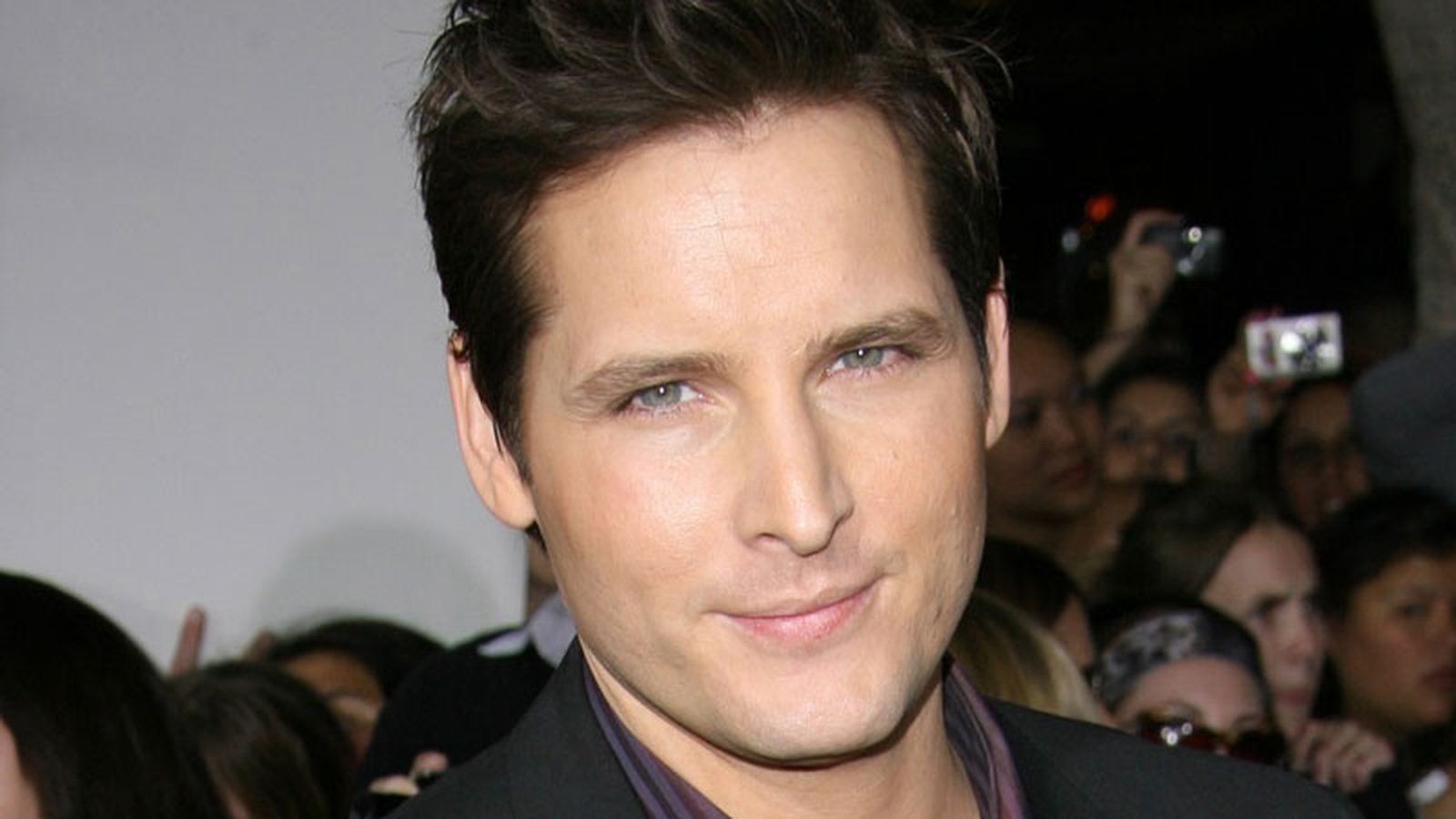 <b>Facinelli</b> says Twilight is hard work.