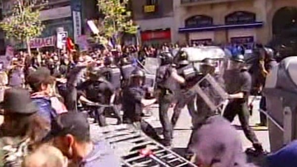 Spain - Clashes between protestors and police
