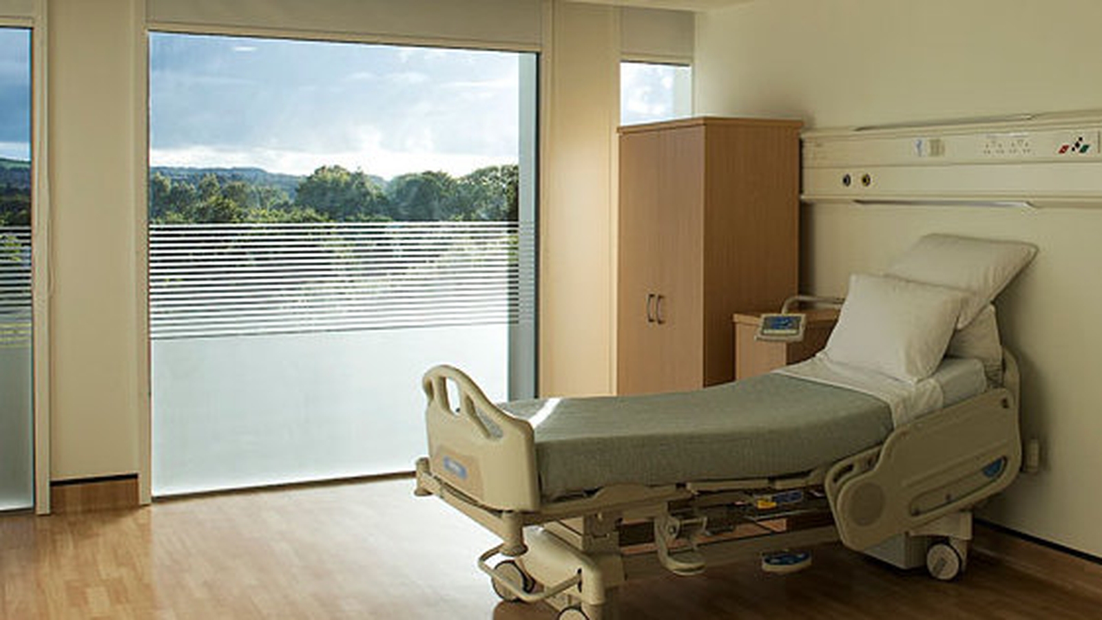 Fears for 75 jobs at Cork Medical Centre