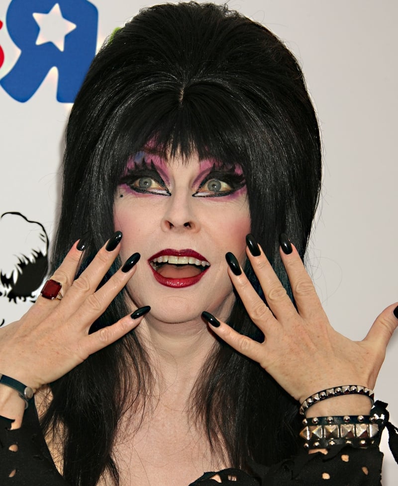 Halloween Make-up: Elvira