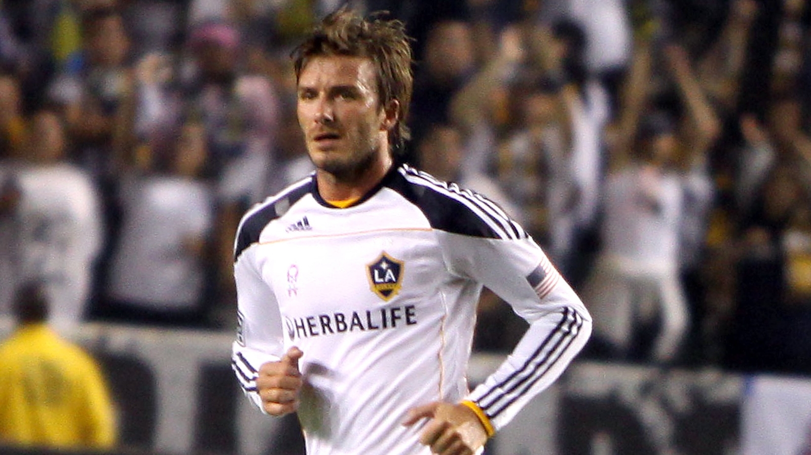 David Beckham will miss World Cup after tearing Achilles' tendon