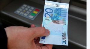 Working adults' disposable income has increased by €20 in the past year
