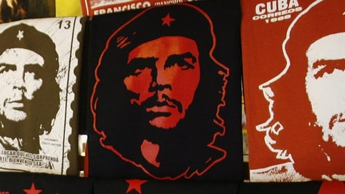 Che Guevara - Portrait Red - T-Shirt