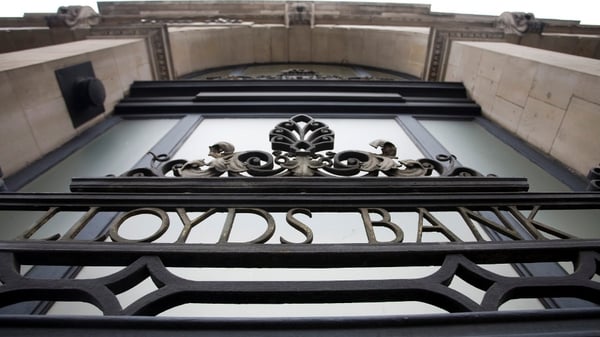 Lloyds Banking Group reports half year profits of €2.1 billion