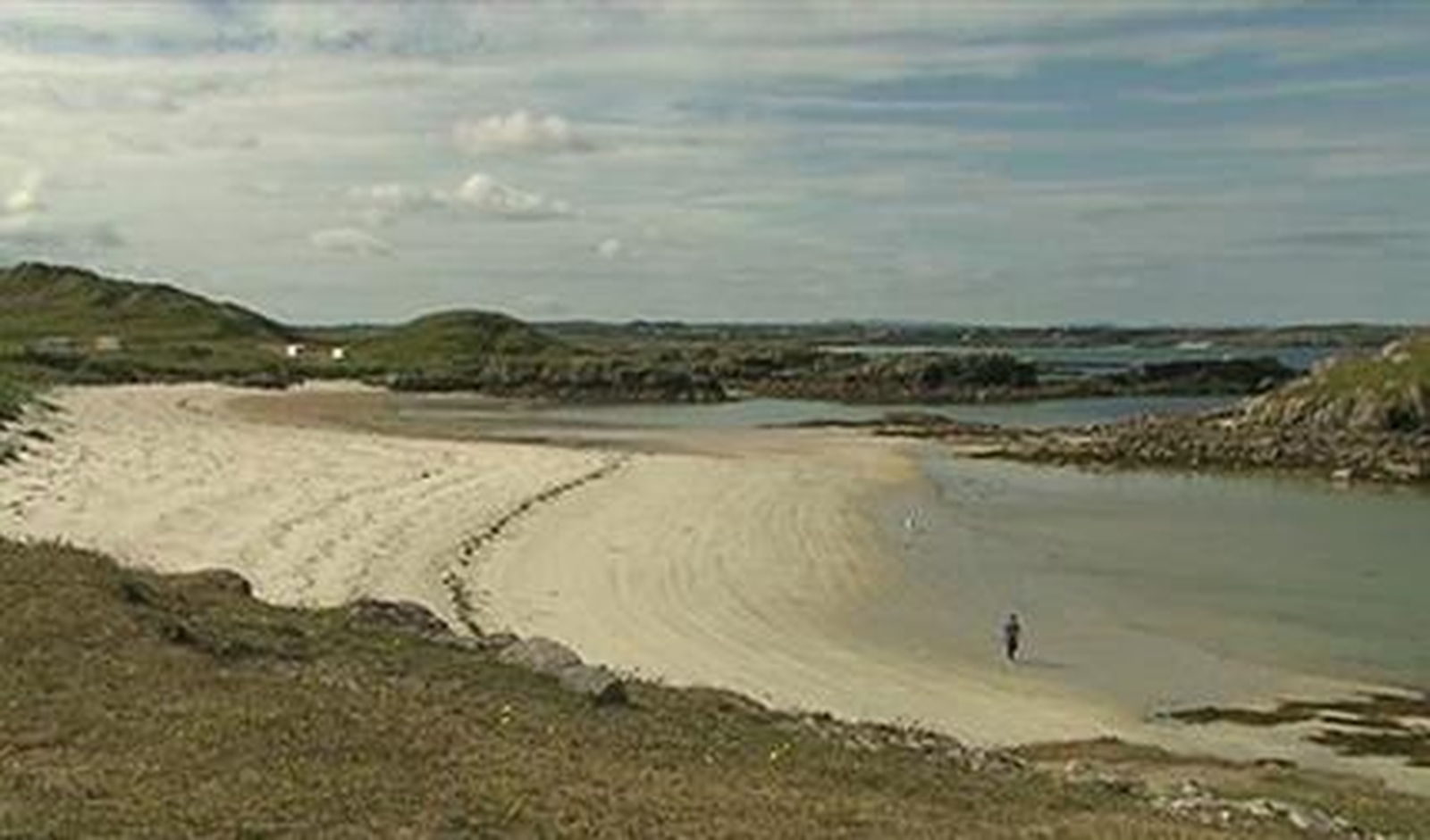 Most Irish bathing areas meet EU standards