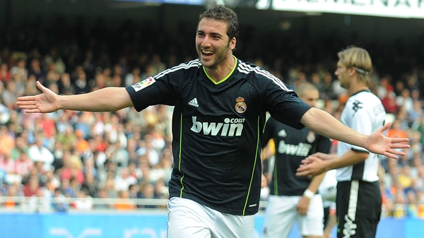 Gonzalo Higuain has signed a five-year deal with Napoli