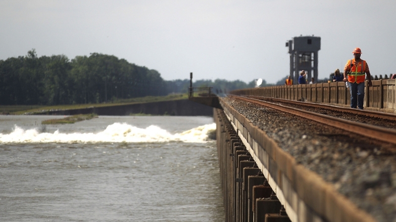 Key Floodgates Opened On The Mississippi