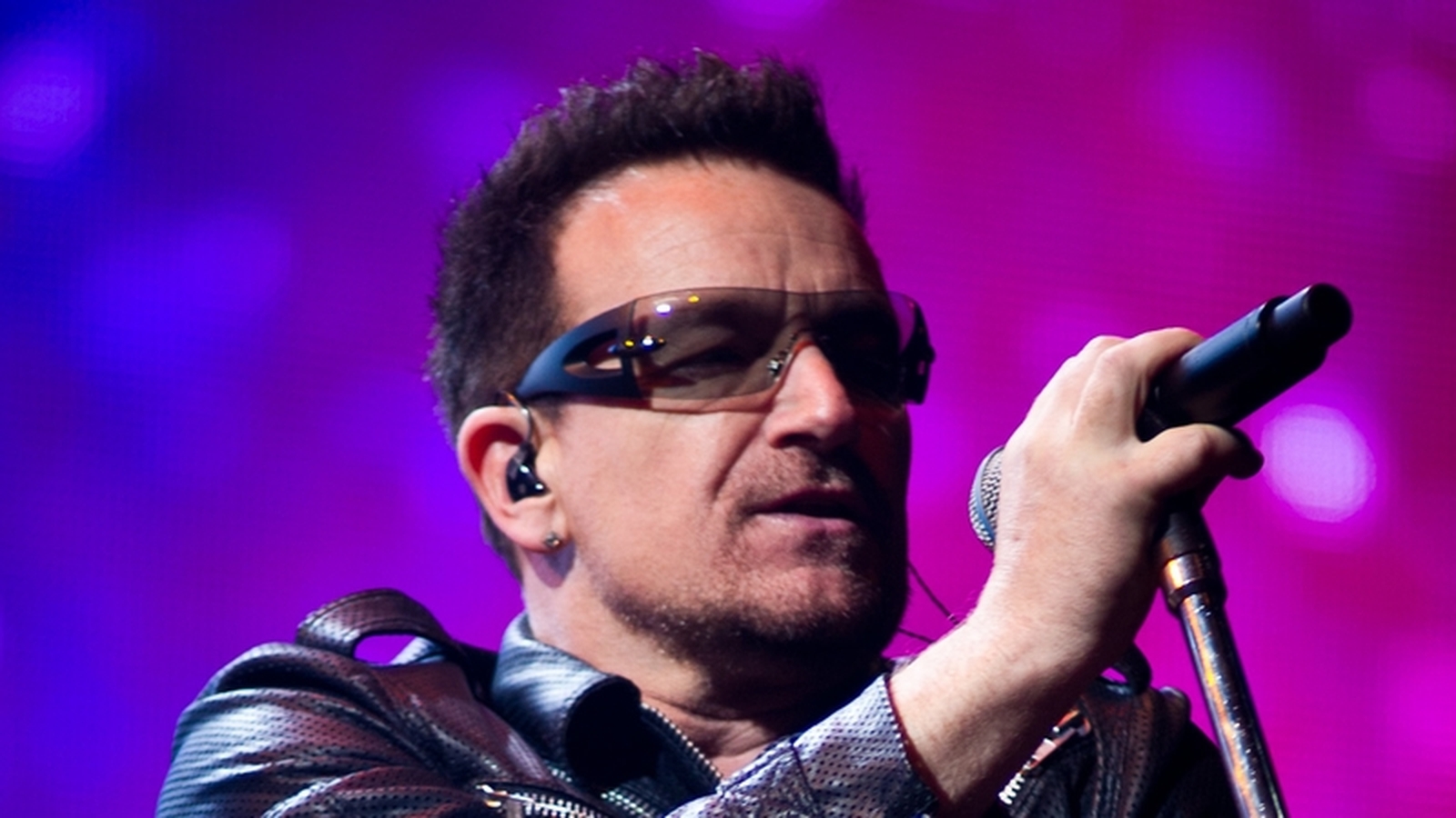 Bono wants U2's albums to be 