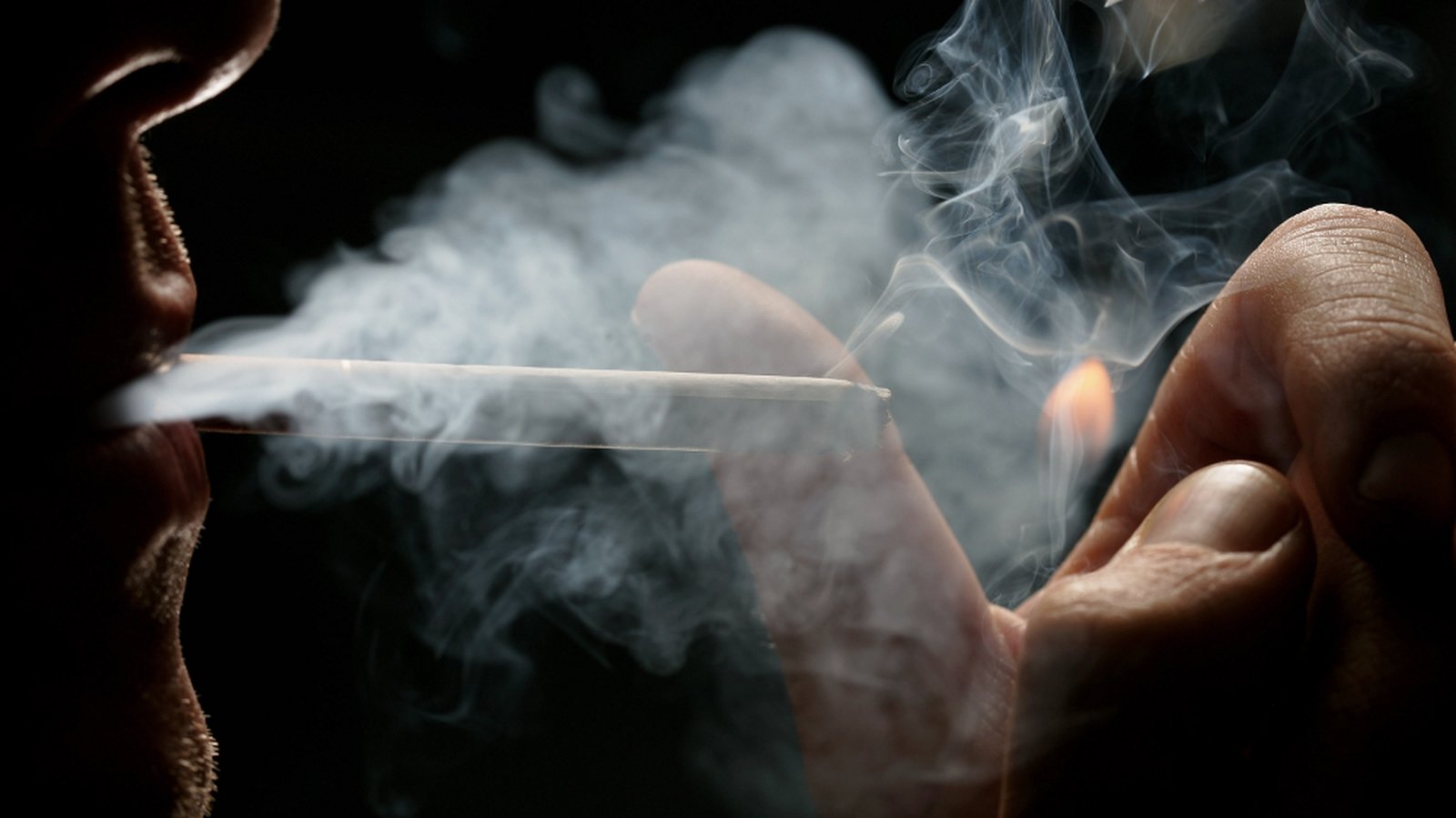 5,500 smokers die each year - HSE