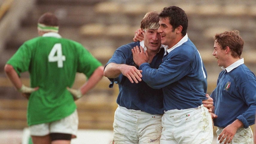 Italy v Ireland 1997 (Bologna) - The Italians celebrate a try