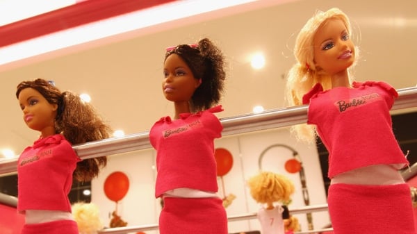 Preliminary figures saw Mattel's sales fall 5.7% in the last three months of 2014