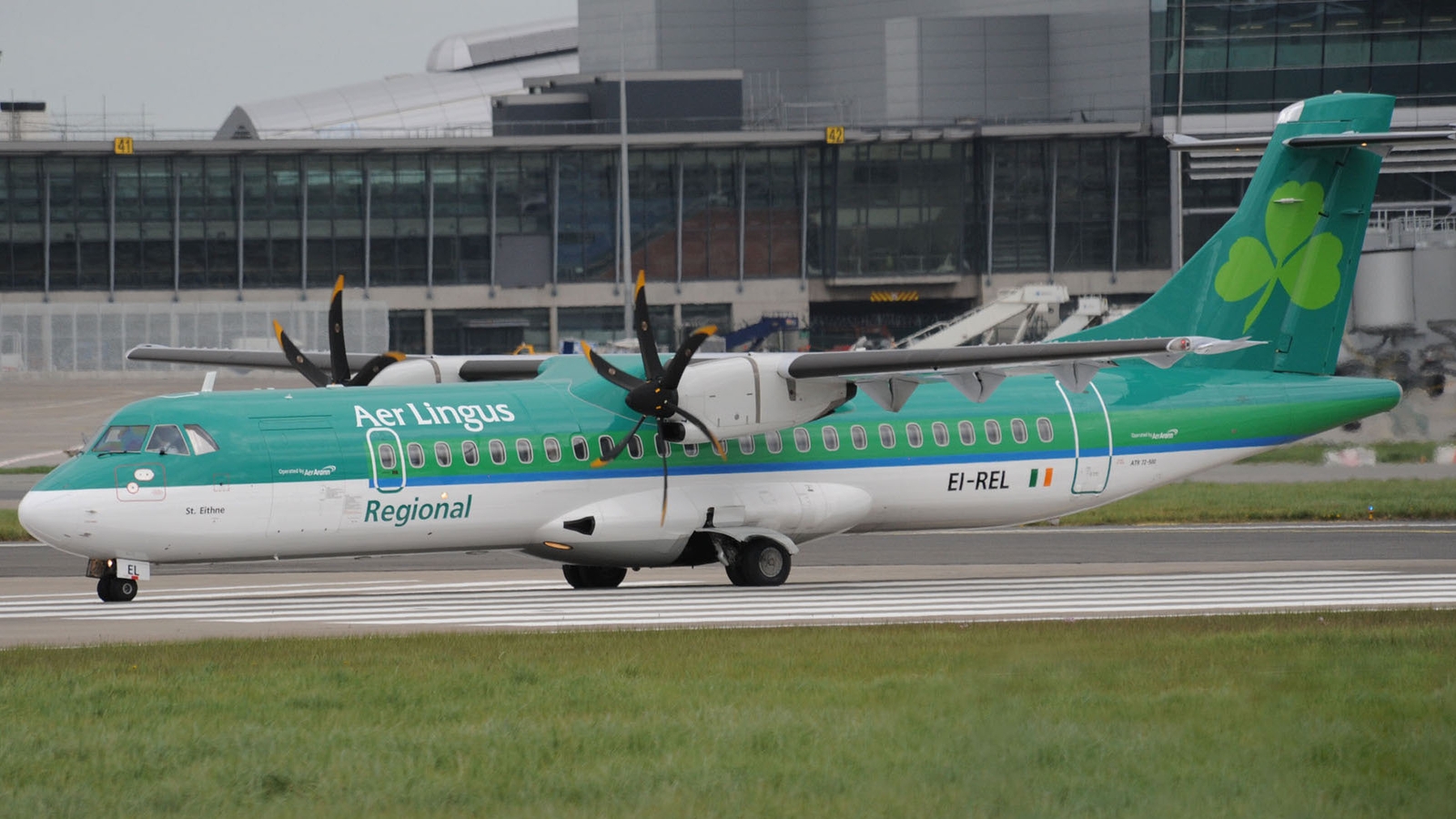 Aer Arann extends Aer Lingus deal until 2022