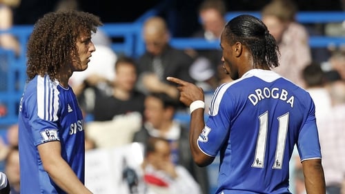 David Luiz (l) has denied team-mate Didier Drogba mocked Champions League opponents Benfica
