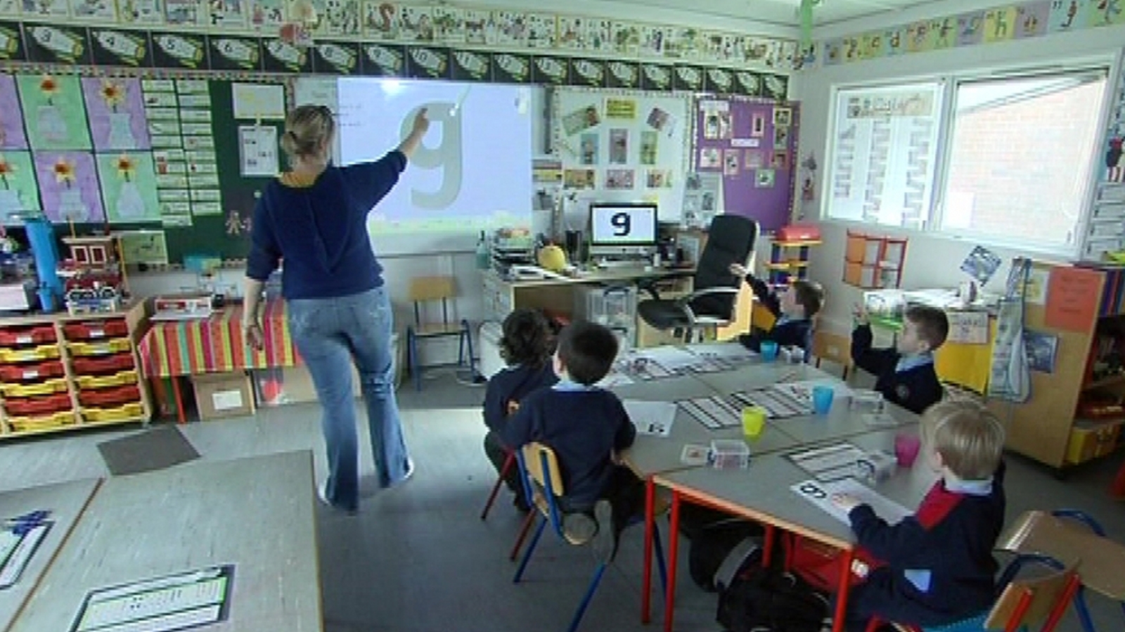 Primary pupils improve in reading and maths