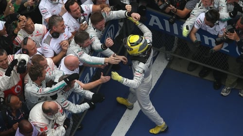 2012 Chinese GP – Rosberg wins his first F1 race in Mercedes