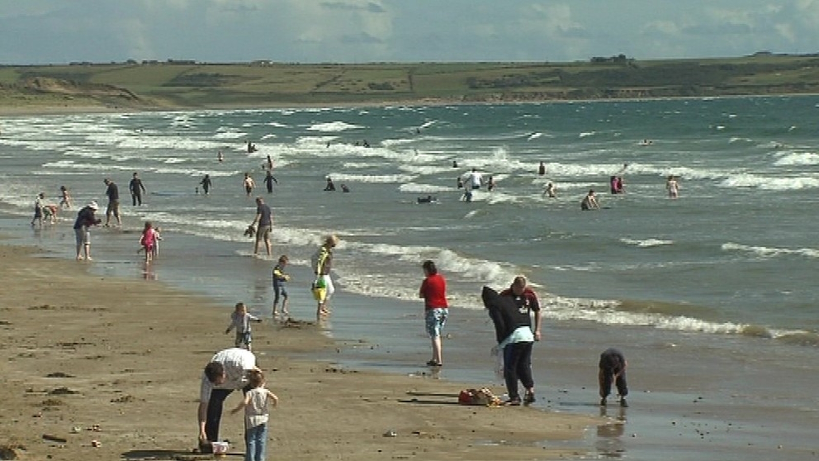 cork-beaches-remain-closed-pending-test-results