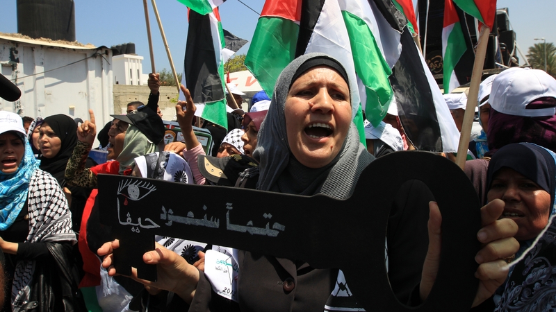 Thousands of Palestinians mark Nakba Day