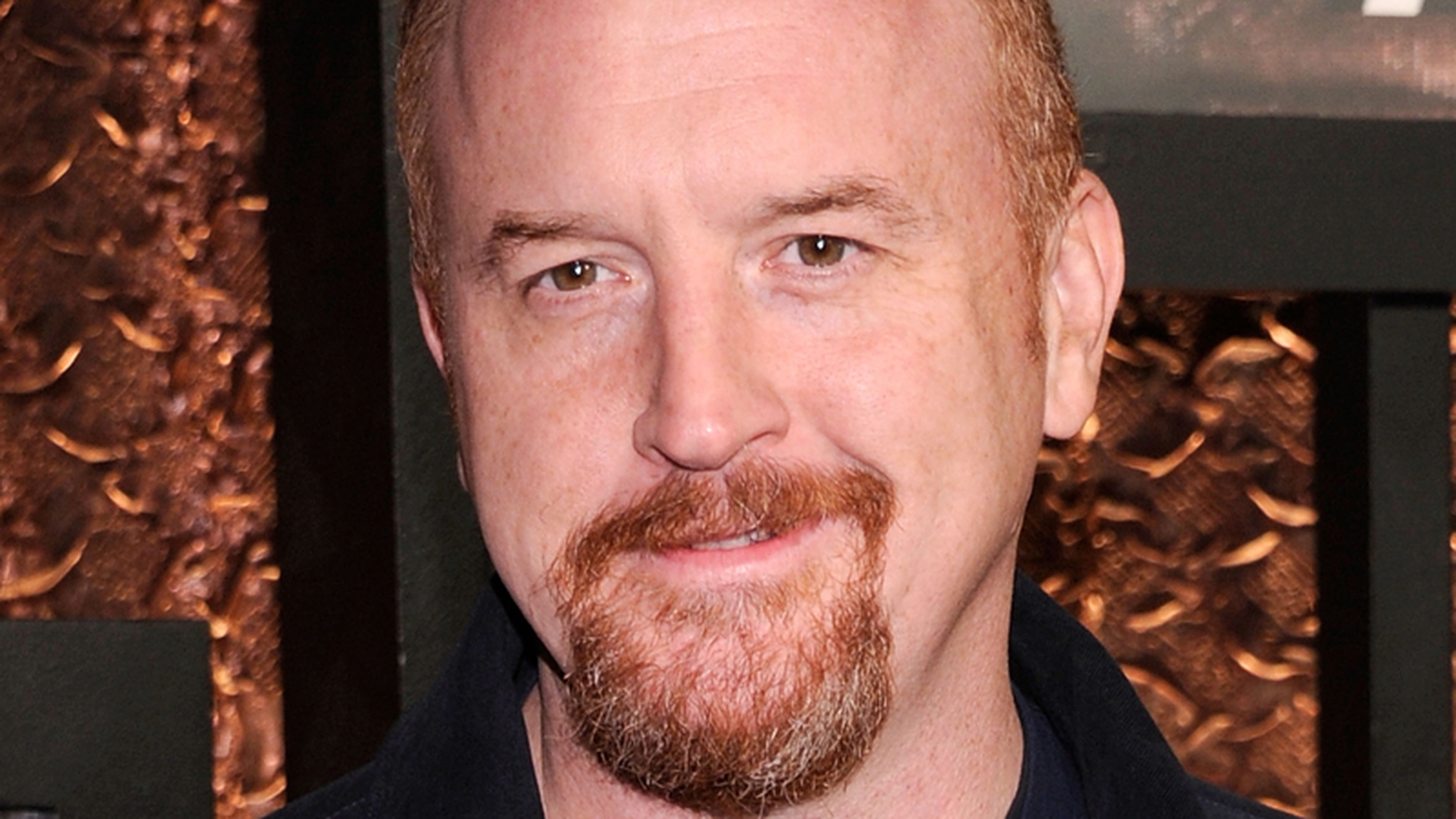 Netflix sign Louis CK for two stand-up specials
