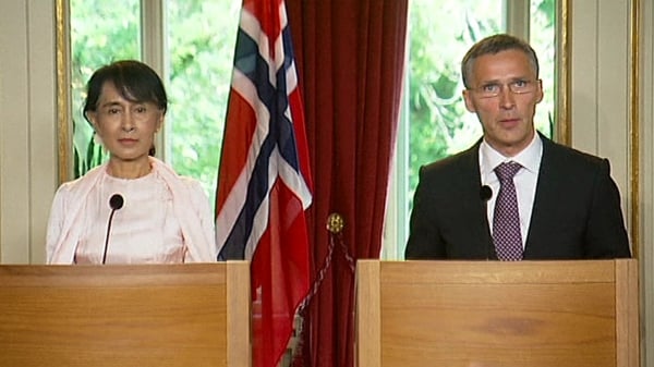 aung San Suu Kyi held a press conference with Norwegian Prime Minister Jens Stoltenberg