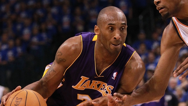 Kobe Bryant & daughter killed in helicopter crash