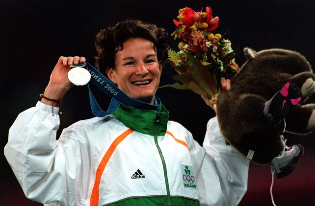 Sonia O'Sullivan with her Olympic medal