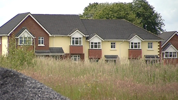 The report said the weakest towns have a larger proportion of unoccupied housing than average