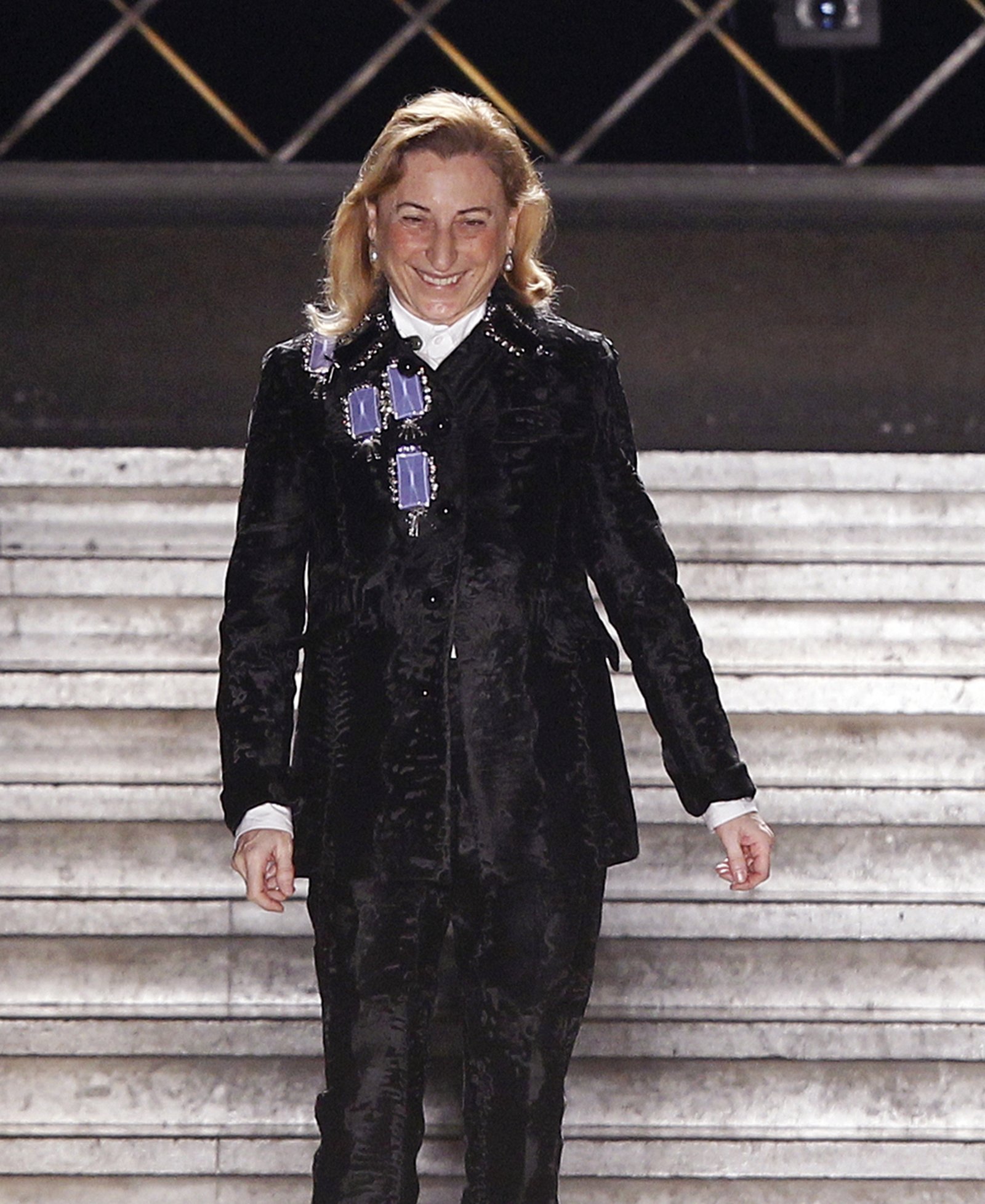 prada status