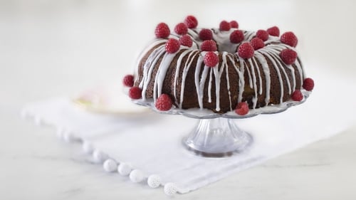 As tasty as it looks, this cake will down a treat with your family or loved one.
